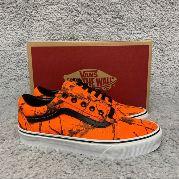 Vans Shoes - NEW Vans Realtree AP Blaze Camo Orange Off The Wall Shoes Sneakers Womens Size 7